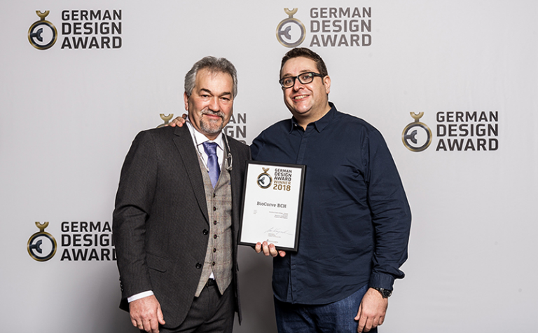 Premio German Design a Raúl Llagüerri